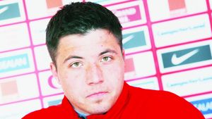 Bălgrădean va apăra în derby! Vezi ce zic fostele glorii despre alegerea lui Ando