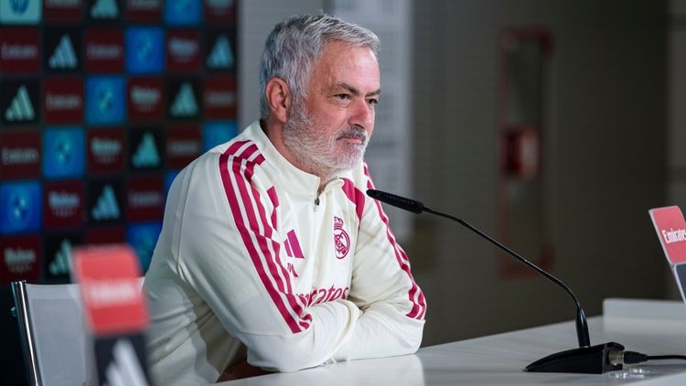 Mourinho, discurs de mare antrenor după Barcelona – Real Madrid 1-2. A făcut show la conferință: „Dacă pierdeam, de el mă întrebați prima oară!”