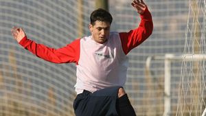 Rădoi nu e accidentat grav