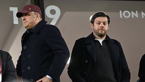 Dan Șucu îl dă afară de la Rapid! Ar fi luat decizia după verificări interne