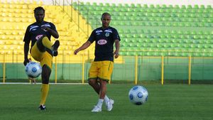 Wesley: "Vrem în grupe!"