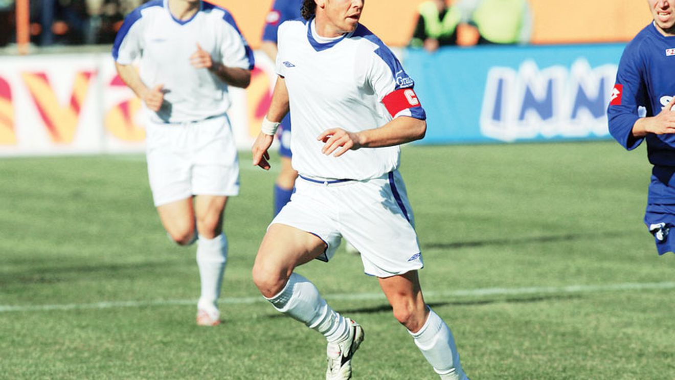 Debut cu stângul pentru Unirea