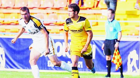 "Este o onoare pentru mine, orice jucător visează să joace la echipa națională! Sper să fiu inclus și în lotul cu care vom ataca preliminariile CM