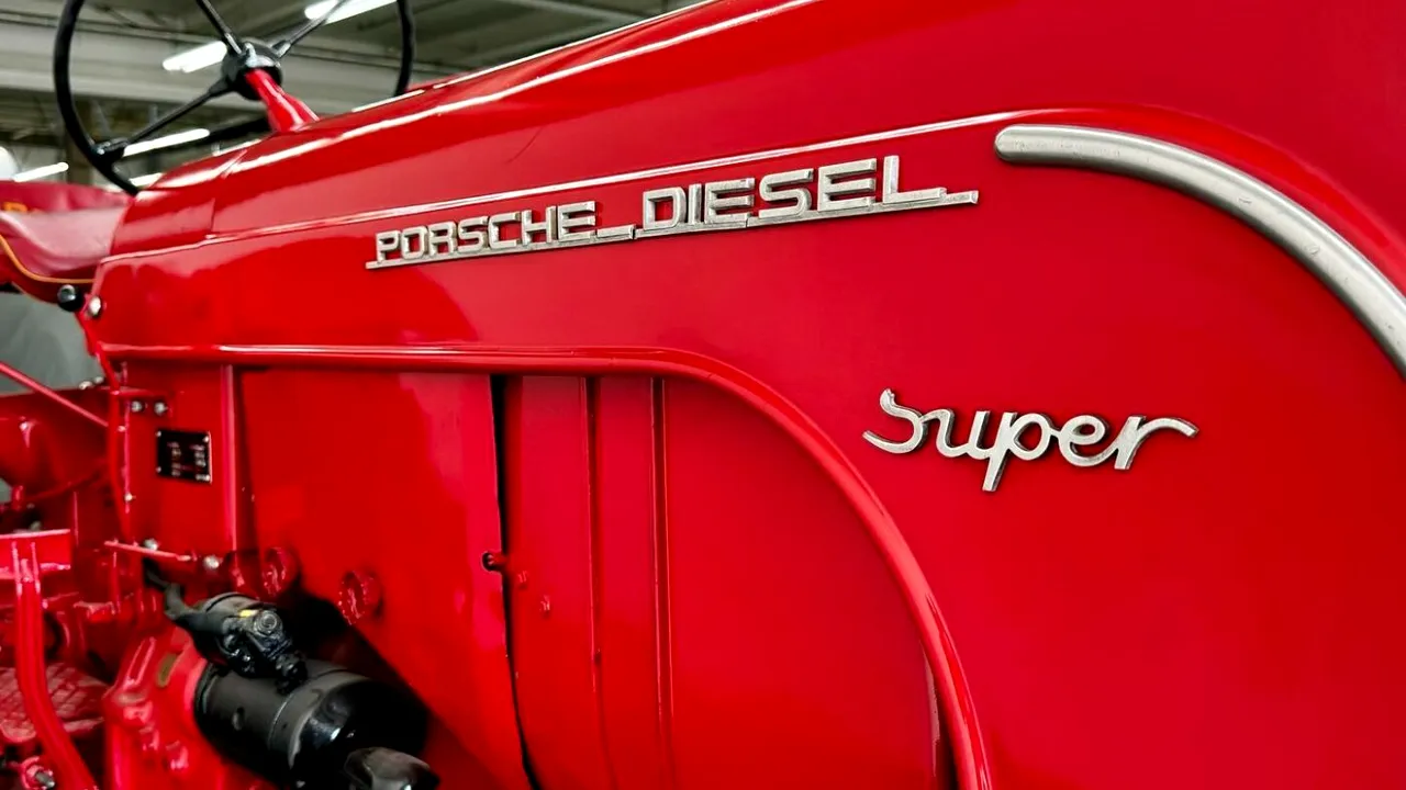 Ion Țiriac și-a cumpărat tractor Porsche! Cum arată „bestia” din colecție. Surpriză: e cea mai ieftină achiziție din istoria miliardarului!