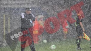 Țicleanu după primul succes al "Stegarilor": "Cerul a plâns pentru Costică Ștefănescu! Atitudinea jucătorilor îmi dă speranțe pentru viitor"