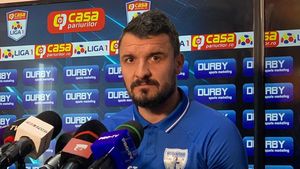 Constantin Budescu o laudă pe CFR Cluj după victoria cu FC Voluntari: „Probabil că va câștiga campionatul și anul acesta!”. Ce spune portarul Mihai Popa, cel mai bun jucător al ilfovenilor