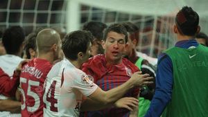 VIDEO În tur a ieșit MĂ‚CEL la Steaua - Rapid, giuleștenii sunt gata și acum să-și SFÃ‚ȘIE rivala:  "Aș da spectacolul pentru o victorie urâtă cu 1-0!"