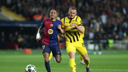 Nemții de la Bild au pus tunurile pe arbitru, după golul lui Raphinha din Barcelona - Dortmund