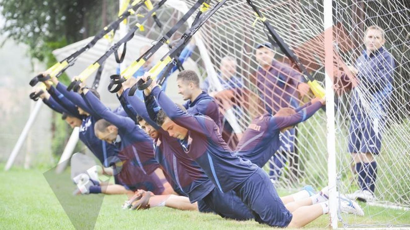 Maxim, suporter de lux al Pandurilor: "E senzațional că joacă în cupele europene! Nu se gândesc cât de departe vor ajunge"