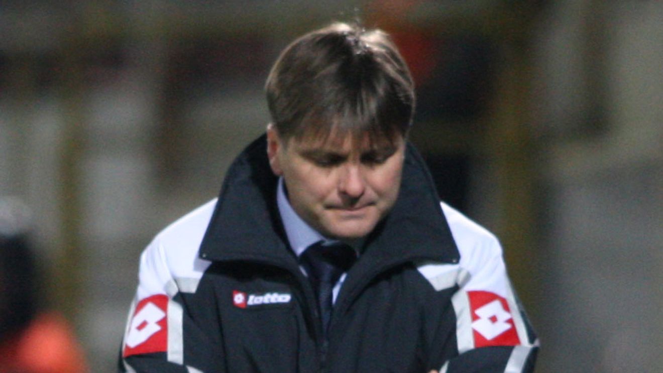 Uhrin jr: "Ne-am făcut singuri meciul greu"