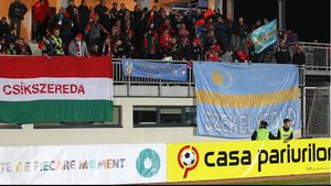 Suporterii lui Csikszereda, atacuri rasiste la meciul cu Dinamo: "Țiganii, țiganii!" 
