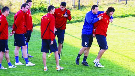 FRF nu slăbește Steaua: emite factură din 7 în 7 zile