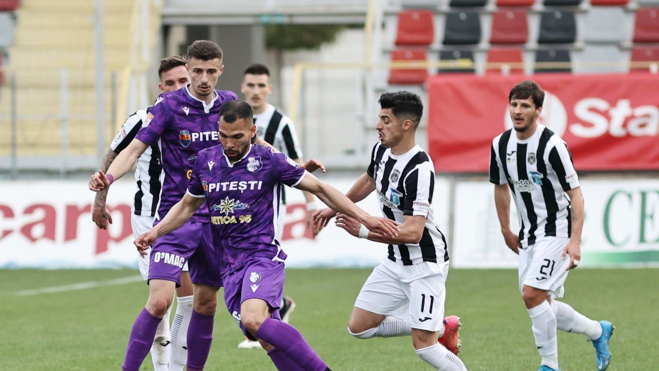 Universitatea Craiova, aproape să-l transfere pe mijlocașul dorit de Gigi Becali! „Sper să ajungem la un anumit acord, nu știu!”