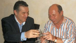 Bănel Nicoliță, dezvăluiri despre cât s-a băut la petrecerea de la Golden Blitz, unde Traian Băsescu și Gigi Becali au făcut spectacol după celebrul meci Steaua - Rapid: „Nu-mi venea să cred asta”