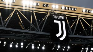 Probleme mari pentru campioana din Serie A: Juventus este investigată de poliția italiană din cauza unor suspiciuni în legătură cu testul de cetățenie susținut de Luis Suarez!