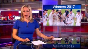 Știri sportive cu "pătrățel roșu". VIDEO Imagini șocante difuzate involuntar de BBC. Ce se întâmplă în spatele prezentatoarei