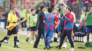 "Oamenii mici plâng la TV și caută scuze puerile"/** "Să joace ei și CFR-ul 34 de etape și să ne lase! Să-și umfle mușchii între ei"