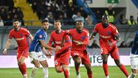 A plecat de la FCSB în cantonamentul noii sale echipe. Se așteaptă aprobarea finală pentru transfer