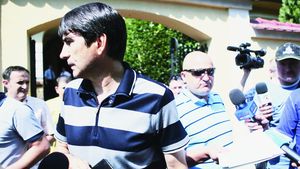 Mititelu a explodat: **"Oamenii lui Piți joacă poker prin cantonament, în loc să muncească!"