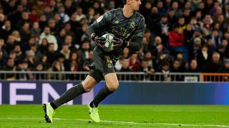 Thibaut Courtois critică sistemul VAR, după greșelile făcute în El Clasico: "Nu înțeleg cum de nu au intervenit!"