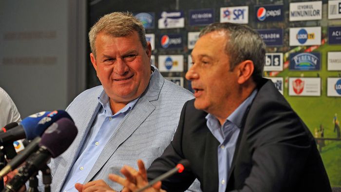 CFR Cluj a oficializat despărțirea de Mircea Rednic. Comunicatul conducerii