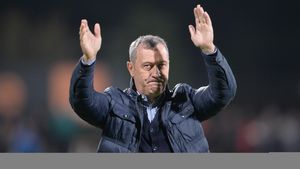O nouă reziliere la Dinamo? "De ce să-i mai ții până la vară, dacă nu vor să rămână?" Cine se pregătește să plece din "Groapă"