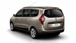 FOTO Dacia a început 2012 în forță!** Lodgy, primul monovolum din istoria mărcii românești