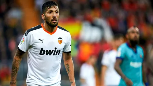 Garay e primul fotbalist din La Liga infestat cu Covid-19! Ce mesaj a avut vedeta Valenciei  + Se va izola cu frumoasa Tamara | FOTO