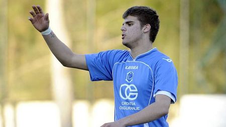 Fiul fostului internațional croat Alioșa Asanovici, Antonio, a semnat cu CS Turnu Severin