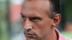 Prunea: "FRF trebuie să taie în carne vie!"