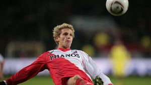 Mihai Neșu, cel mai bun fundaș stânga all-time de la Utrecht! Fanii au votat și l-au inclus pe român în echipa ideală