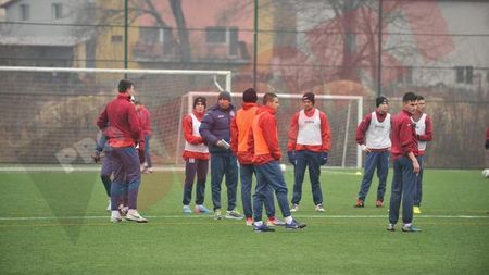 Vin jucătorii cu "burta goală". Primele măsuri pregătite de Miriuță după ce a anunțat revoluția la echipă. Încă doi tineri își fac debutul
