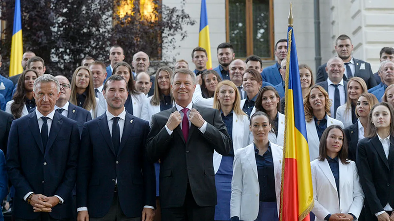 Klaus Iohannis i-a înmânat drapelul Cătălinei Ponor. Președintele României i-a primit pe sportivii care vor merge la Jocurile Olimpice: 