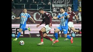 Fostul căpitan al Universității Craiova, mesaj dur pentru jucătorii lui Mihai Rotaru: „Pe unii dintre ei nu i-aș lua nici să-mi ude pomii”. EXCLUSIV