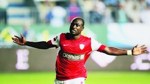 Cristi Borcea îi liniștește pe "câini":** "Kone va rămâne la Dinamo! E un jucător de bază!" 