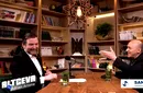 Marcel Pavel a stârnit hohote de râs în studioul podcastului ALTCEVA cu Adrian Artene! Mama artistului a intrat în ring în timpul meciului său de box și a început să îl alerge cu făcălețul | VIDEO EXCLUSIV