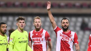 Direct sub centură! Dinamo rămâne fără jucători! 14 fotbaliști au precontracte semnate și pleacă din Ștefan cel Mare