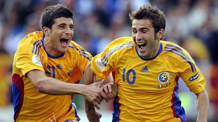 Înapoi în viitor! Iordănescu poate reface în Franța atacul României de la Euro 2008! Șumudică "pariază" pe Niculae: "Va prinde lotul!"