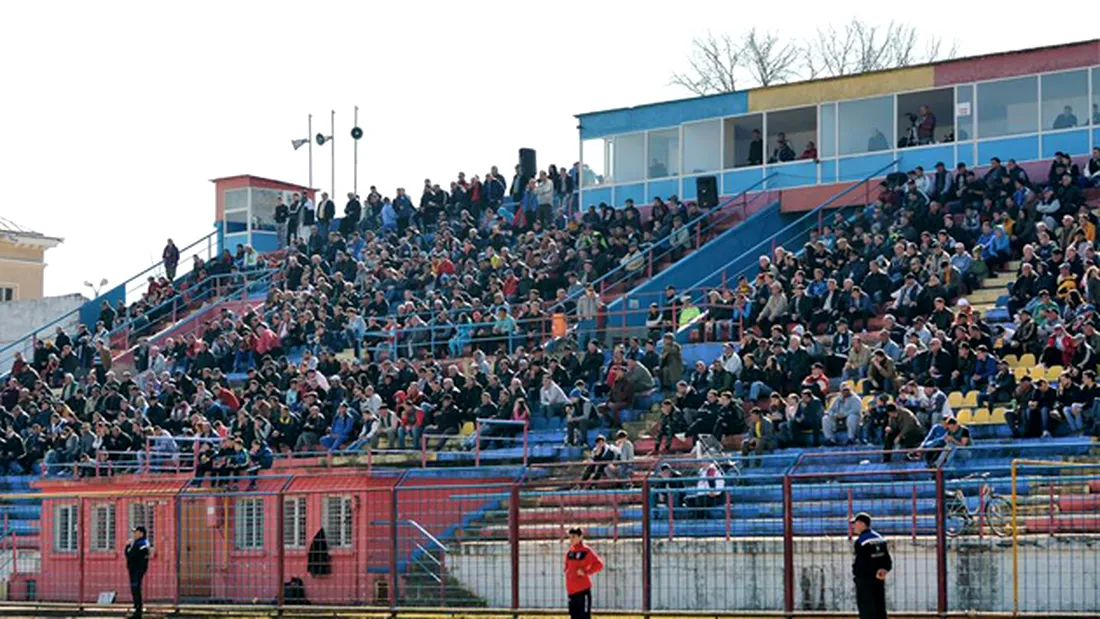 Antrenorul Chindiei comentează anunțul că la Târgoviște se vrea un stadion nou în 2-3 ani.** 