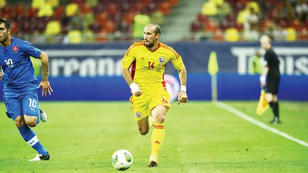 Impresarul lui Latovlevici îi explică evoluția sub așteptări din meciul cu Slovacia: "A prins o zi slabă"