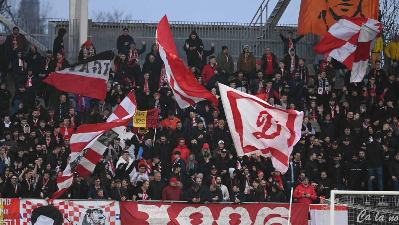 Nicolae Badea, înjurat la primul meci după vânzarea clubului Dinamo, deși el a fost cel care a intermediat tranzacția! Ce au scandat suporterii