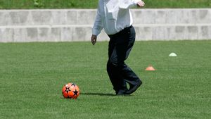 Hrebenciuc: "Locul lui Nețoiu este la pușcărie"