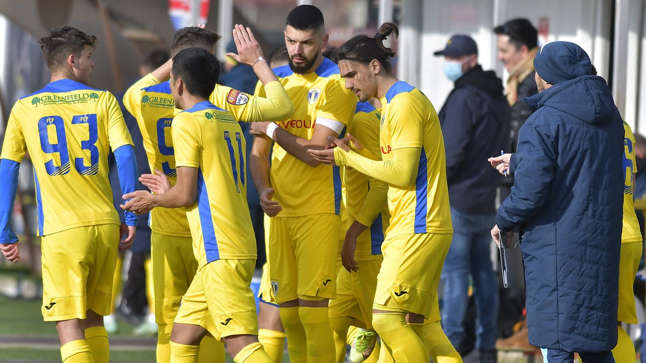 Start și în Liga 2: Poli Timișoara – Petrolul Ploiești se pariază la cota 1.70 »»