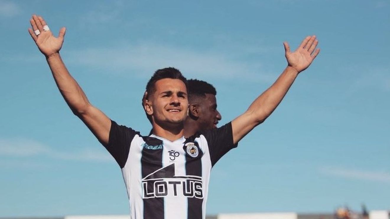 UTA și-a adus fundaș stânga cu meciuri în liga a treia spaniolă, dar care vine după un sezon bun în țara natală!