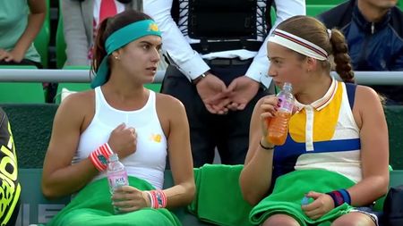 Sorana Cîrstea, final de poveste în China! Un nou meci-revanșă pentru Simona Halep în semifinalele turneului de la Beijing