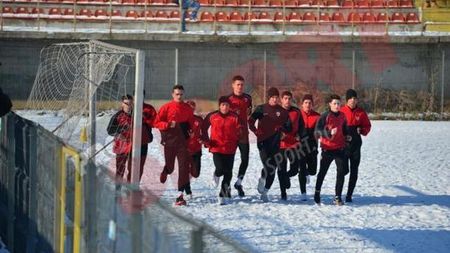 EXCLUSIV - "Haita" s-a "întărit" azi cu un jucător de calibru! **Ropotan a participat la ședința de pregătire a lui Dinamo. Ce șanse are să rămână