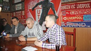 Fanii celor de la UTA și Poli nu renunță la proteste, chiar dacă Dragomir a INTERZIS amicalul dintre cele două echipe:** "Să ne dezafilieze UEFA!"