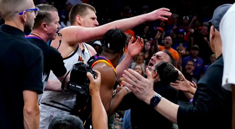 Scandal monstru în NBA după ce Nikola Jokic l-a împins pe patronul celor de la Suns, Matt Ishiba! „Nu au de gând să mă protejeze?”. Sârbul riscă o suspendare dură!