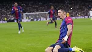 Robert Lewandowski, „dublă” de senzație în Real Madrid - FC Barcelona! Vezi cum a marcat polonezul