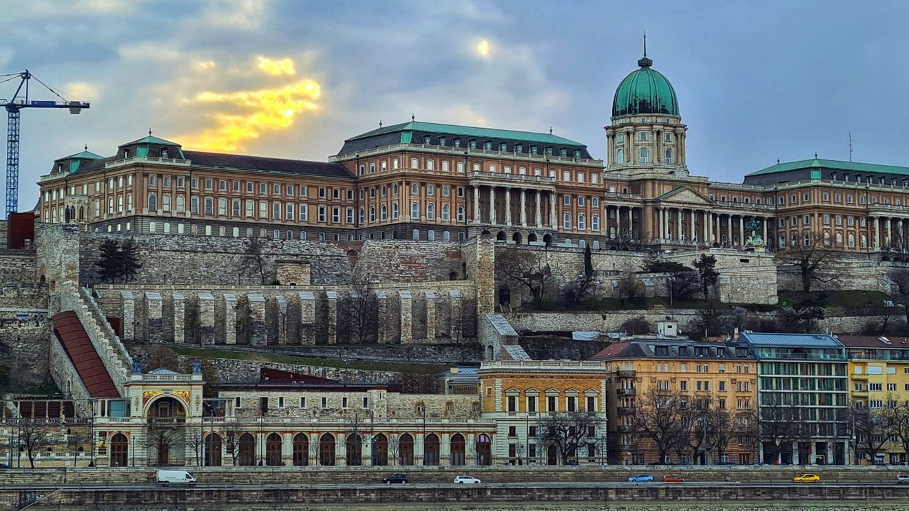 România U21 și-a stabilit cartierul general în Budapesta: 5 curiozități despre orașul confundat în dese rânduri de străini cu Bucureștiul | FOTO